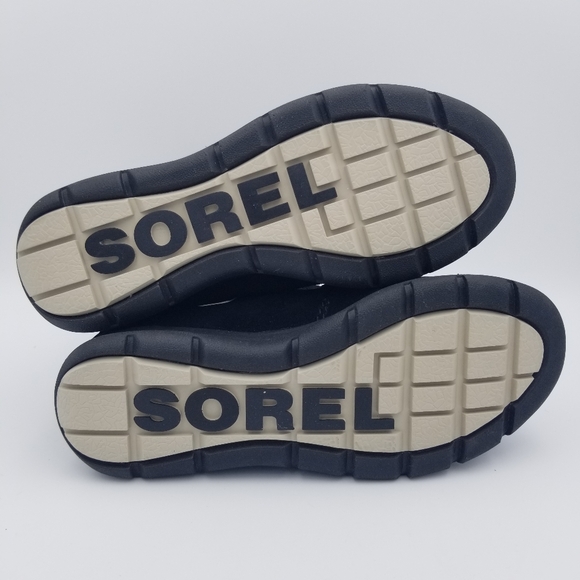 Sorel Explorer Joan Waterproof Snow Boots-Black Leather/Grey Faux Fur- Women's 7 - Picture 13 of 16